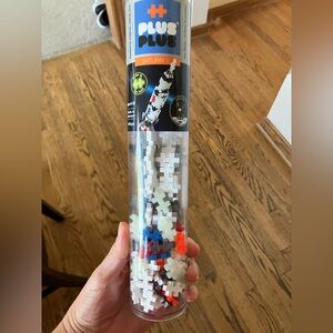 Plus-Plus Saturn V Puzzle Tube